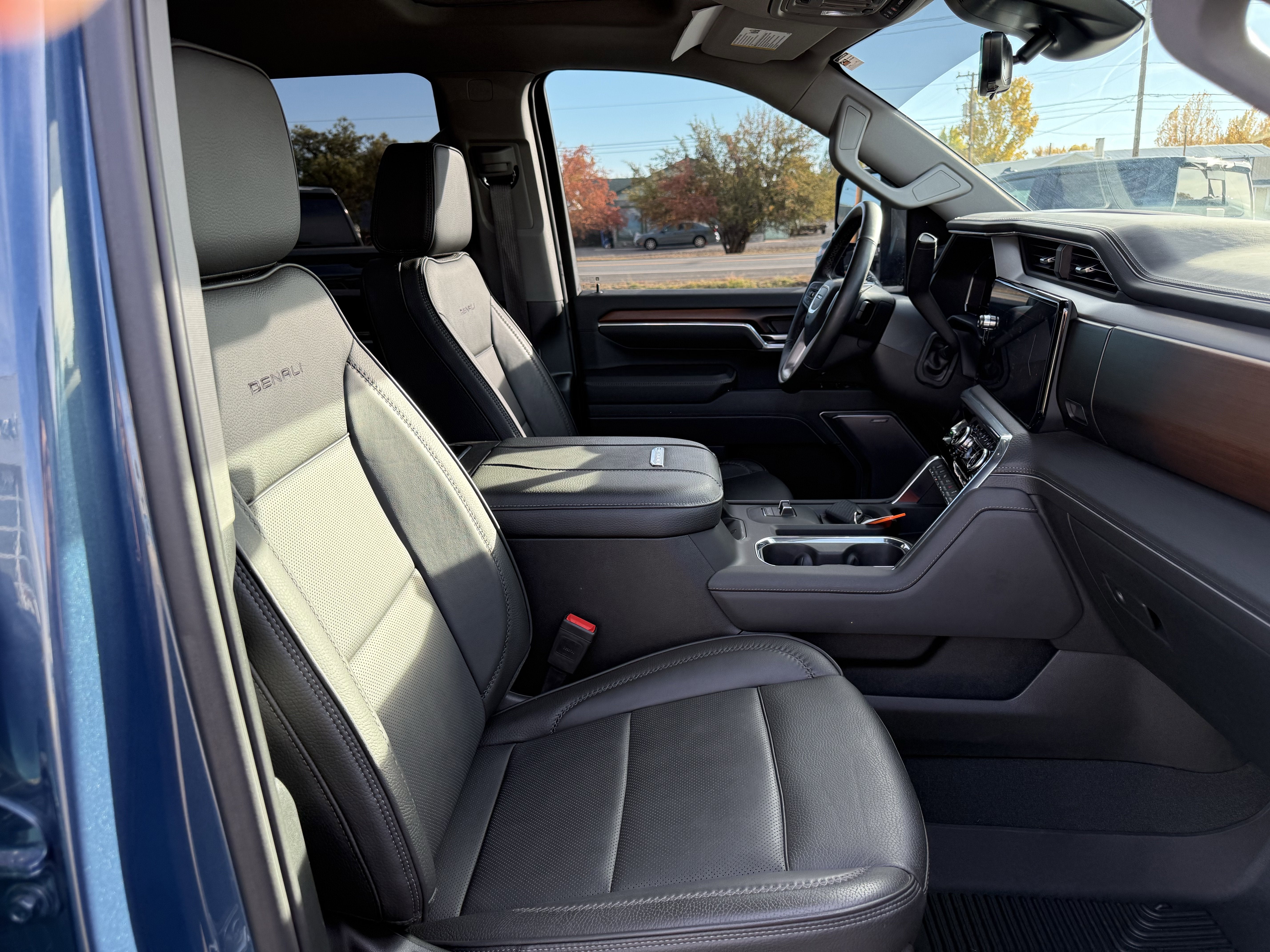 2025 GMC Sierra 3500HD Denali