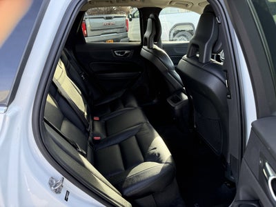 2018 Volvo XC60 Momentum