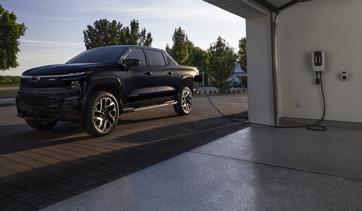 Hall Motor Company in LAKEVIEW OR