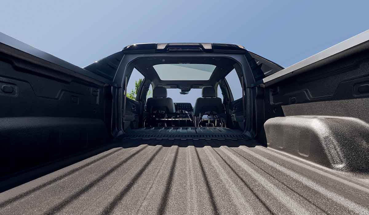 Hall Motor Company in LAKEVIEW OR