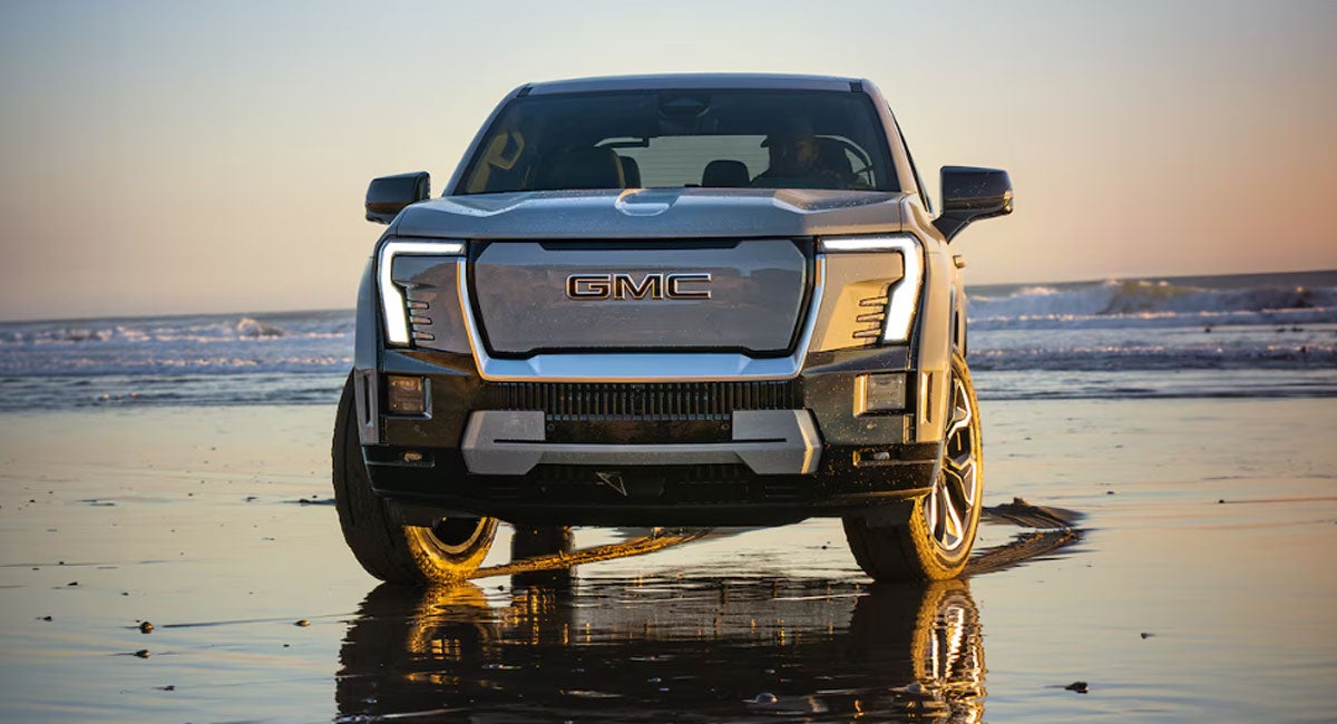 Hall Motor Company in LAKEVIEW OR